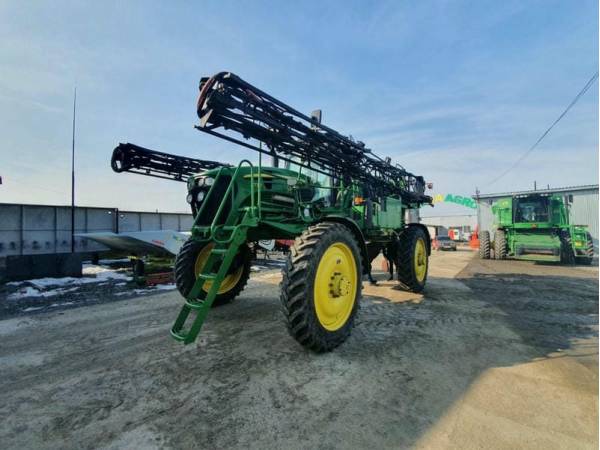 Самохідний обприскувач John Deere 4730 (2012)