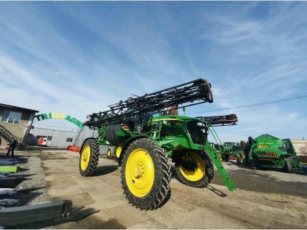 Самохідний обприскувач John Deere 4730 (2012)