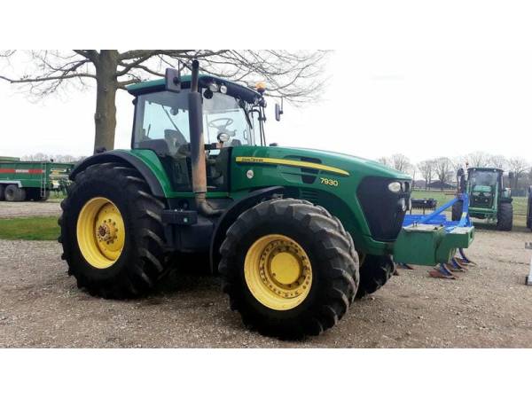 Трактор John Deere 7930 (2007)