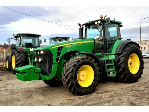 Трактор John Deere 8430 (2008)