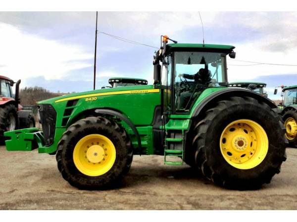 Трактор John Deere 8430 (2008)