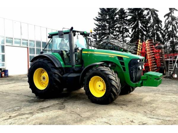 Трактор John Deere 8430 (2008)
