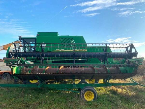 Комбайн John Deere 1550 CWS (2004)