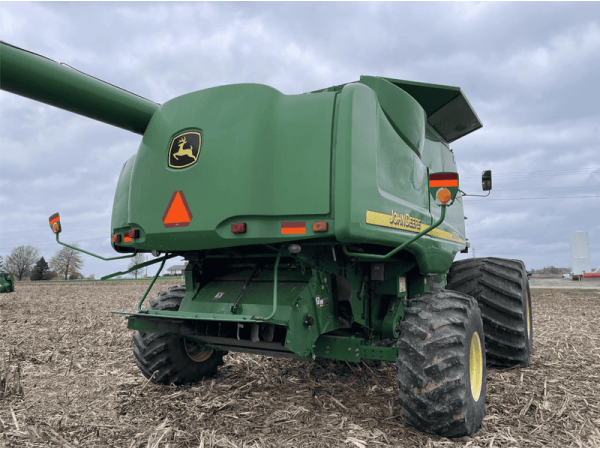Комбайн John Deere 9760 STS (2007)