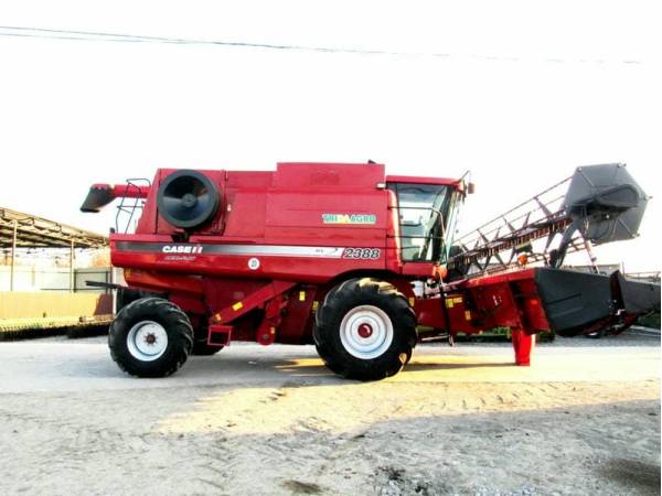 Комбайн Case IH 2388 (2008)