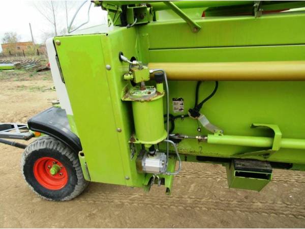 Жатка зернова Claas V1050 (2008)