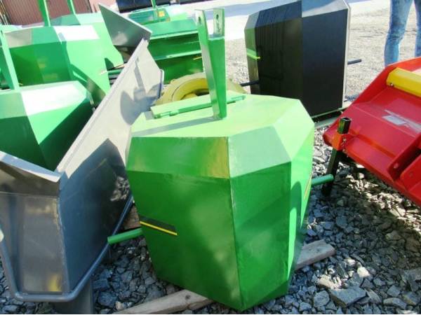 Противагу Tridaagro Dambo 850 (2020)