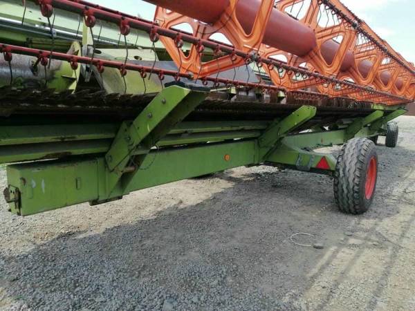 Візок Claas 9 метрів (2008)