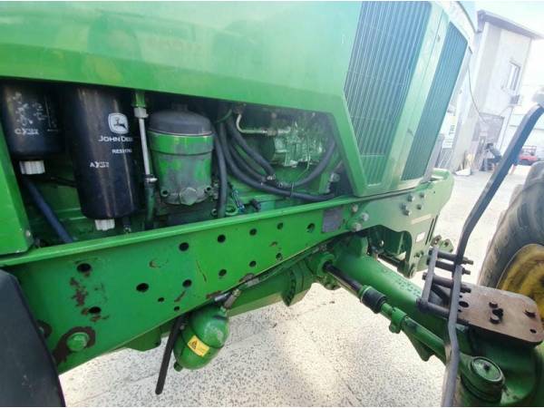 Трактор John Deere 7710 (2002)