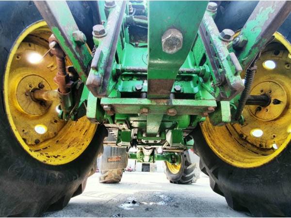 Трактор John Deere 7710 (2002)