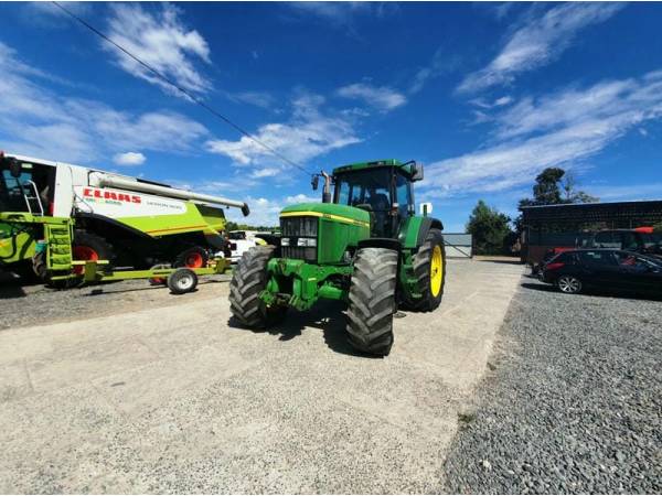 Трактор John Deere 7710 (2002)
