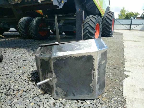 Противагу Tridaagro Dambo 600 (2020)