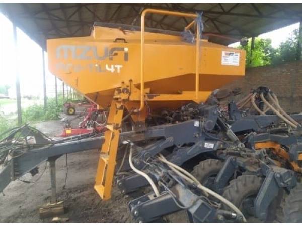 Посівний комплекс Mzuri Pro-Til 4T (2013)