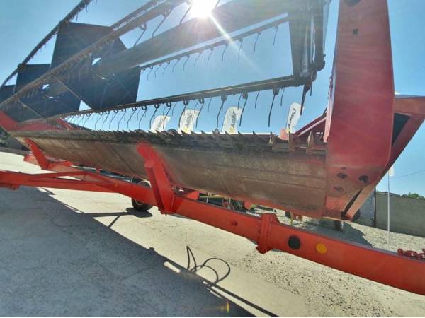 Жатка зернова Case IH 1030 (2001)