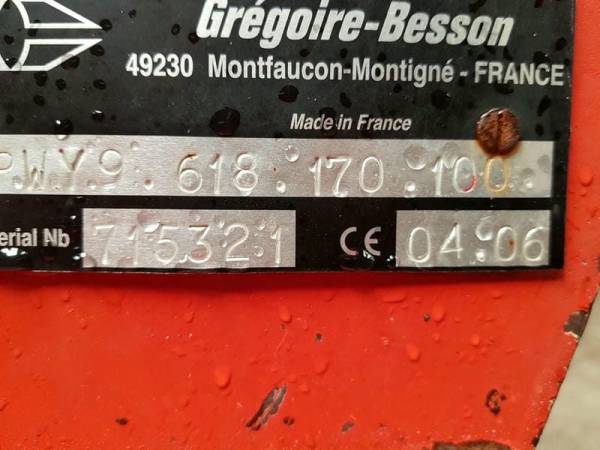 Плуг Gregoire Besson 6 корпусів 