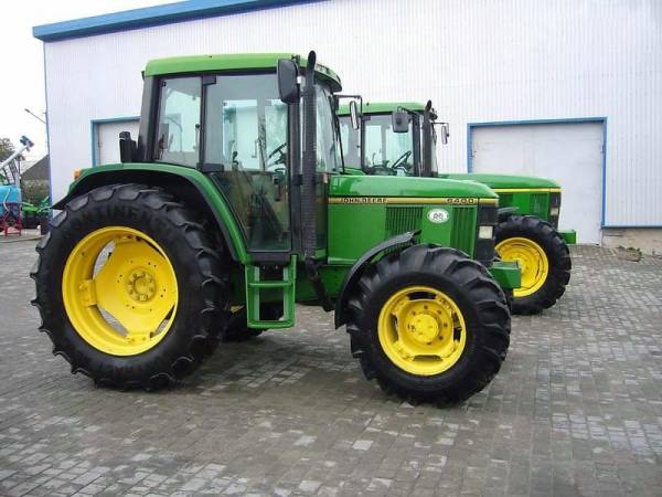 Трактор John Deere 6400 (1997)