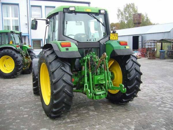 Трактор John Deere 6400 (1997)