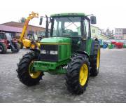 Трактор John Deere 6400
