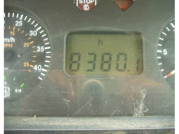Трактор John Deere 6400 (1997)