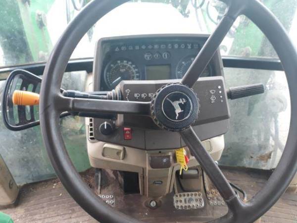 Трактор John Deere 6310 (2001)