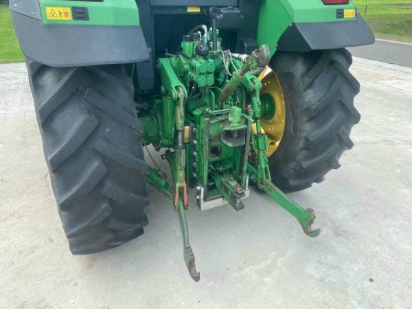 Трактор John Deere 6310 (2002)