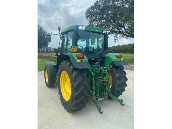 Трактор John Deere 6310 (2002)