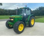 Трактор John Deere 6310