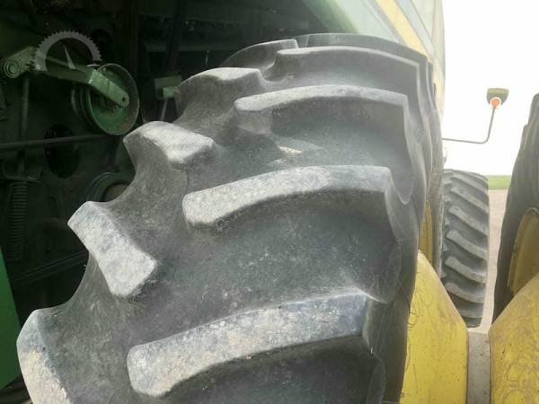 Комбайн John Deere 9770 STS (2010)