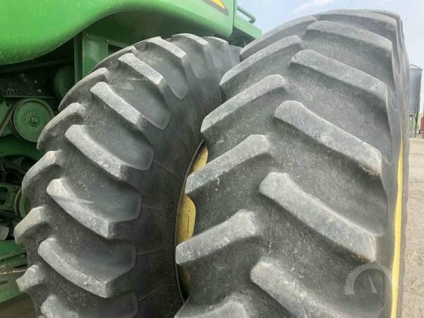 Комбайн John Deere 9770 STS (2010)