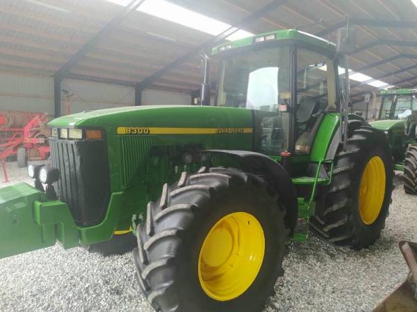 Трактор John Deere 8300 (1996)