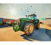 Трактор John Deere 8310