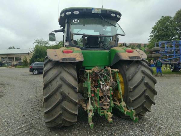 Трактор John Deere 8360 R (2011)