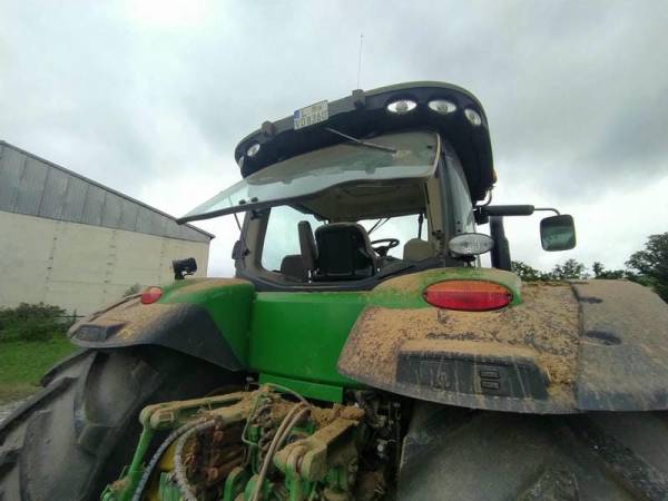 Трактор John Deere 8360 R (2011)