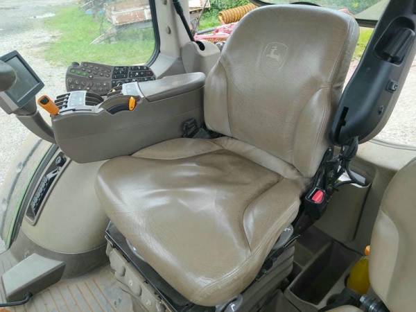 Трактор John Deere 8360 R (2011)