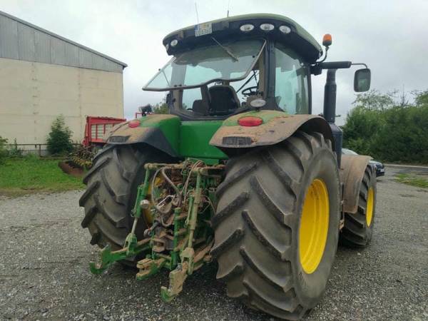 Трактор John Deere 8360 R (2011)