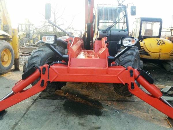 Телескопічний навантажувач Manitou MT1440 (2012)