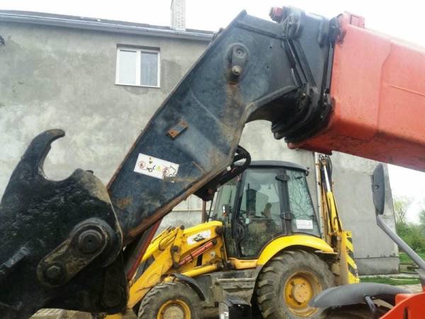 Телескопічний навантажувач Manitou MT1440 (2012)