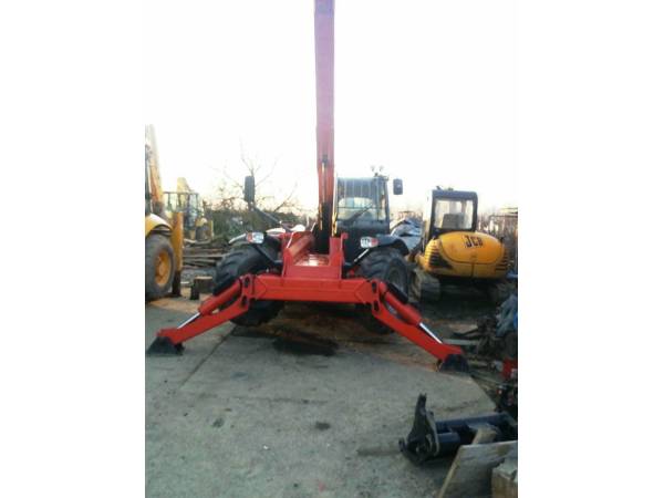 Телескопічний навантажувач Manitou MT1440 (2012)
