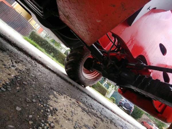 Телескопічний навантажувач Manitou MT1440 (2012)