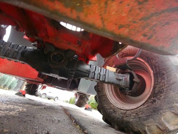 Телескопічний навантажувач Manitou MT1440 (2012)