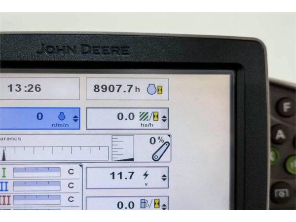 Трактор John Deere 6210R (2013)