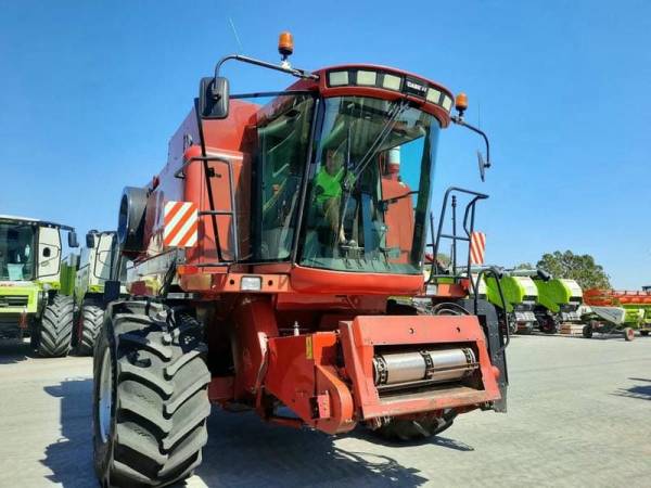 Комбайн Case IH 2388 (2008)
