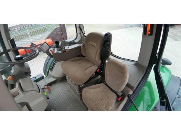 Трактор John Deere 7200R (2013)