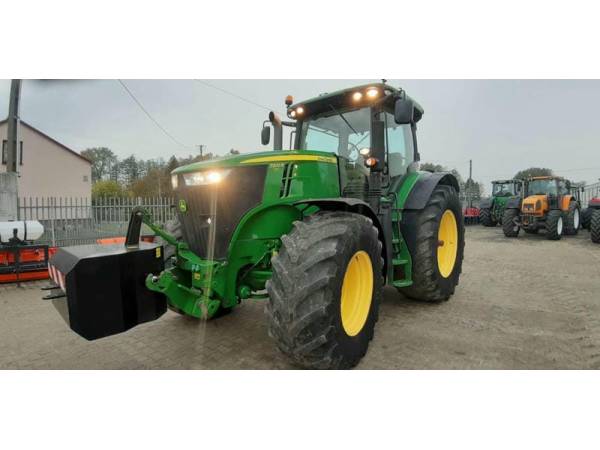 Трактор John Deere 7200R (2013)