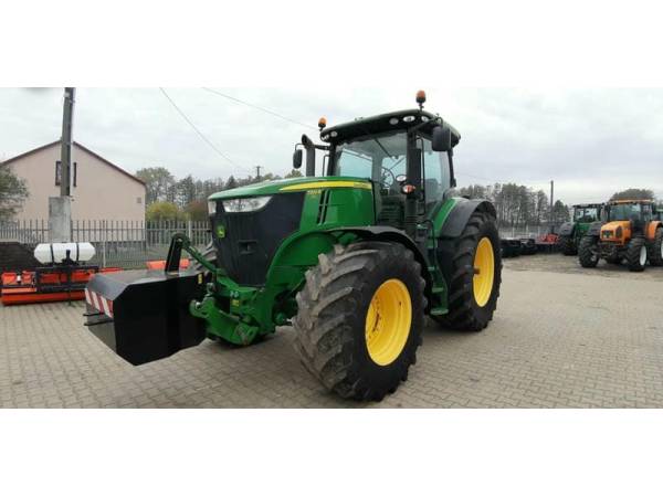 Трактор John Deere 7200R (2013)