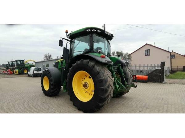 Трактор John Deere 7200R (2013)