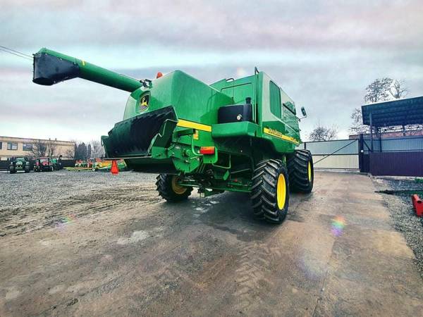 Комбайн John Deere 9640i WTS (2005)