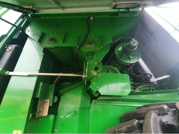 Комбайн John Deere 9640i WTS (2005)