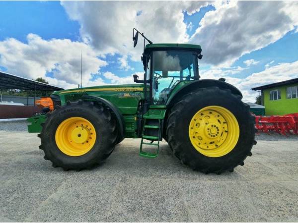 Трактор John Deere 8520 (2005)