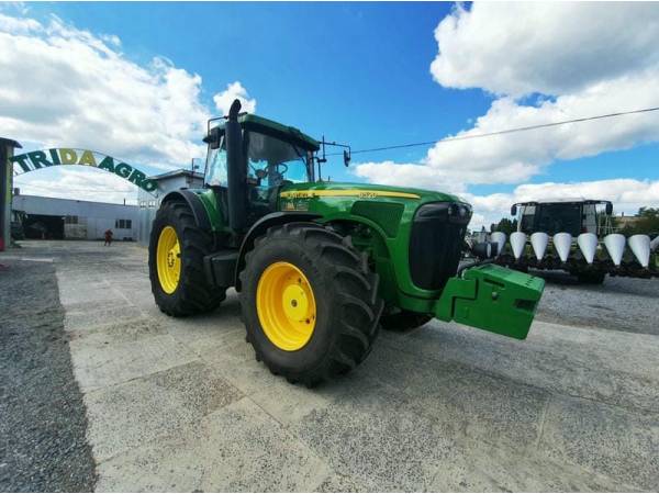 Трактор John Deere 8520 (2005)